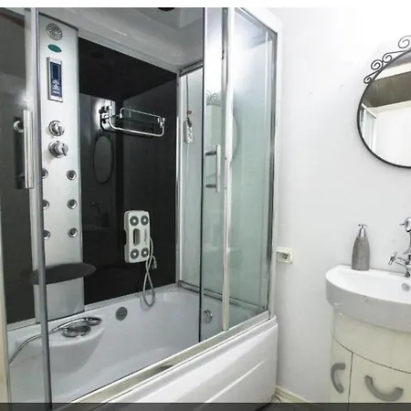 Nicolae Tonitza Street 4Bedroom Bucharest Exterior photo