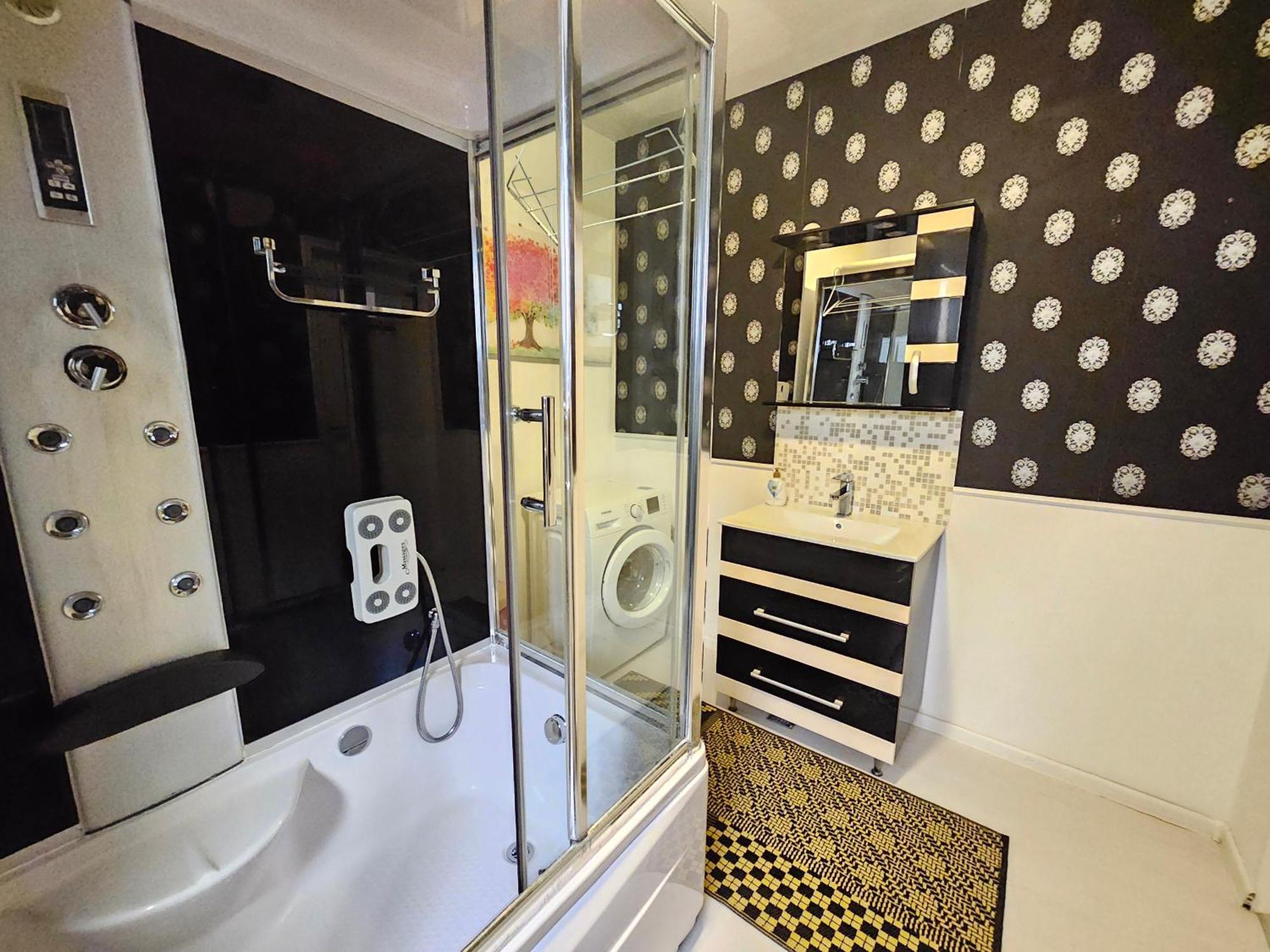 Nicolae Tonitza Street 4bedroom Bukarest